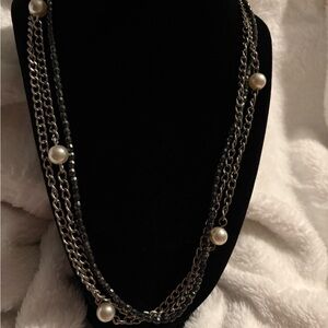 Elegant Silver and Black Pearl Necklace